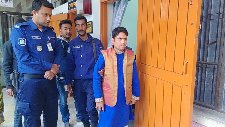 ছবি: নিউজ এক্সপ্রেস