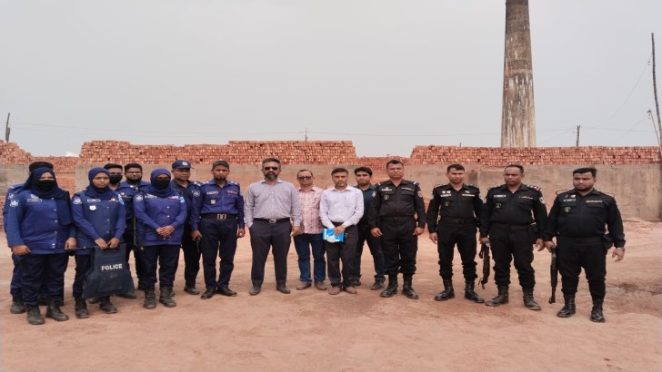 ছবি: নিউজ এক্সপ্রেস