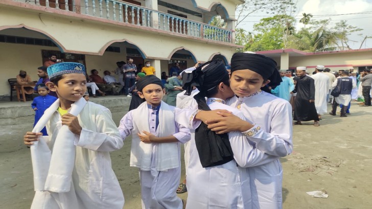 ছবি: নিউজ এক্সপ্রেস