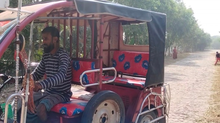 ছবি: নিউজ এক্সপ্রেস